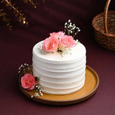 Roses Topped Vanilla Cream Cake