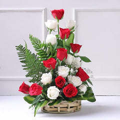 FlowerAura Fresh Live Flower Bouquet of 20 White & Red Roses Flowers In Basket For Birthday Gift, Anniversary Gift, Wedding Gift, Congratulations Gift & Gift For Special Occasions (Same Day Delivery)